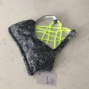 LULULEMON Free to Be Wild Light Support Yoga Bra A/B 4 New NWT